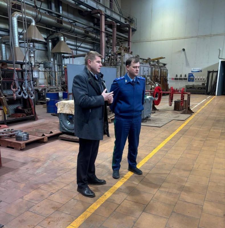 Прокурор области лично принял граждан в Великих Луках Прокурор области лично принял граждан в Великих Луках