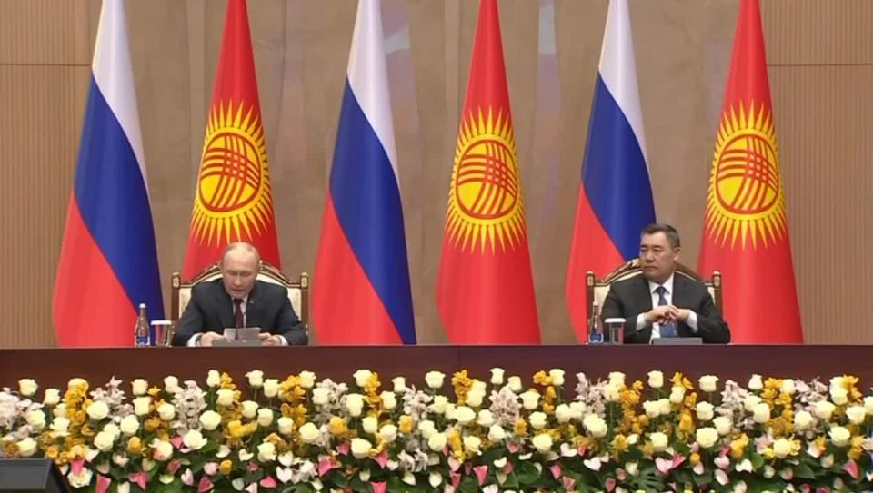 Президент России Владимир Путин и Президент Кыргызстана Садыр Жапаров позитивно оценили деятельность АНО «Евразия» в Кыргызстане