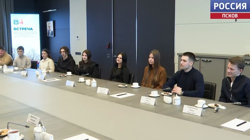 Участники образовательно-туристического проекта "Рожденное Знамя на Псковской земле" из Санкт-Петербурга и Витебска познакомились с нашим регионом