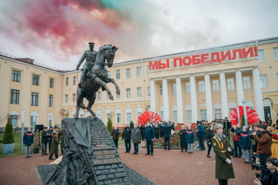 В Гомеле открыт памятник дважды Герою Советского Союза, Маршалу Советского Союза Константину Рокоссовскому