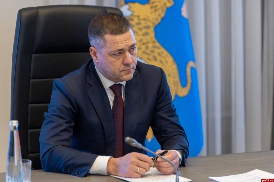 Правительство Псковской области окажет поддержку молодежному футболу Правительство Псковской области окажет поддержку молодежному футболу