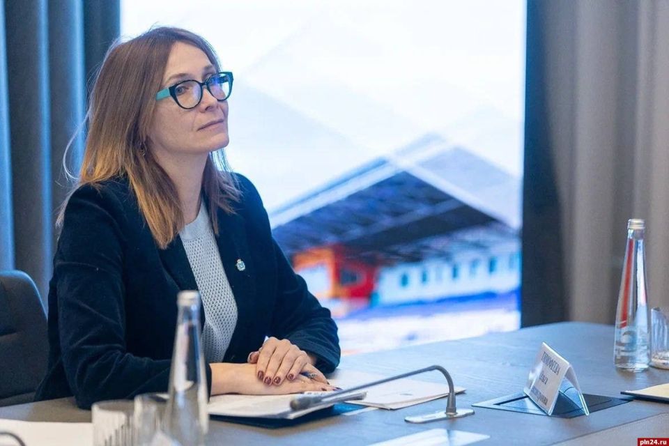 Правительство Псковской области окажет поддержку молодежному футболу Правительство Псковской области окажет поддержку молодежному футболу