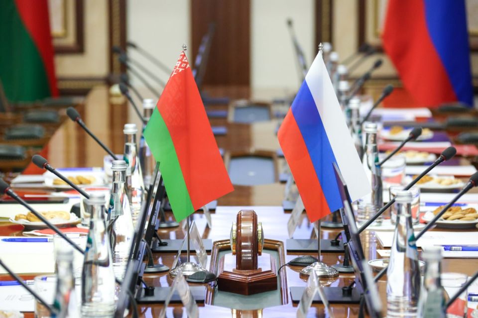 Григорий Карасин: Постоянный диалог российских и белорусских парламентариев работает на углубление двустороннего сотрудничества Григорий Карасин: Постоянный диалог российских и белорусских парламентариев работает на углубление двустороннего сотрудничества