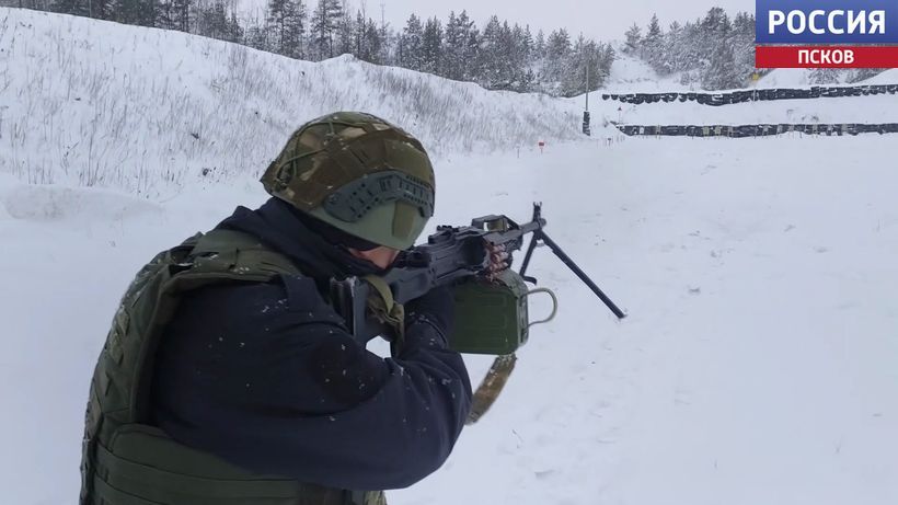 Жителей Пскова просят не волноваться из-за звуков стрельбы