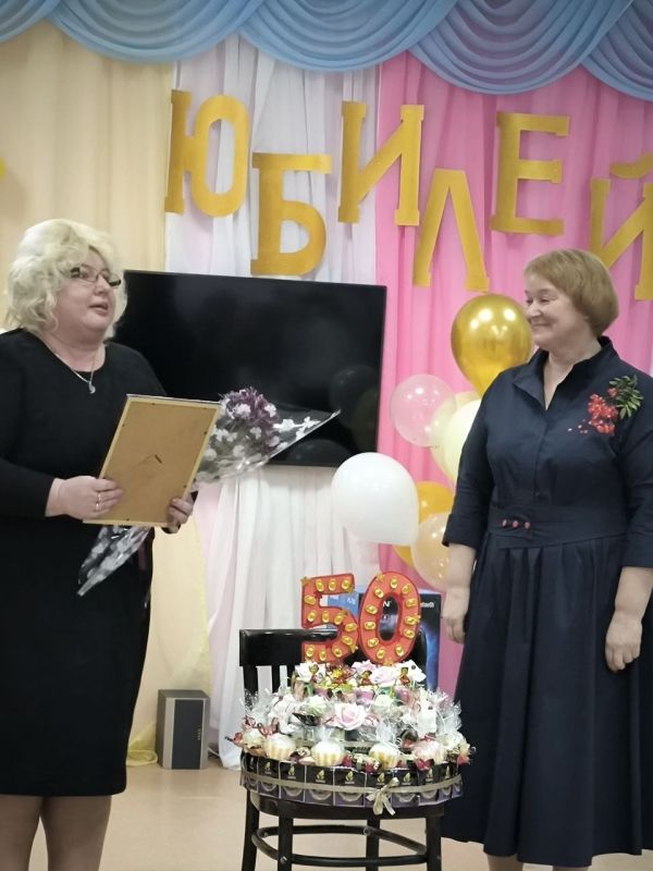 Вера Кондратьева: ДЕТСКОМУ САДУ "СОЛНЫШКО" - 50 ЛЕТ Вера Кондратьева: ДЕТСКОМУ САДУ "СОЛНЫШКО" - 50 ЛЕТ