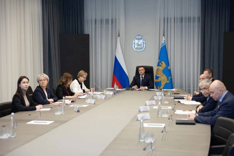 Михаил Ведерников: Принял участие в заседании Совета при Полномочном представителе Президента Российской Федерации в СЗФО под председательством Игоря РУДЕНИ Михаил Ведерников: Принял участие в заседании Совета при Полномочном представителе Президента Российской Федерации в СЗФО под председательством Игоря РУДЕНИ