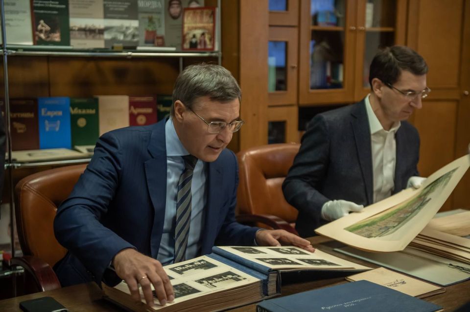 Валерий Фальков посетил всемирно известный исследовательский центр – Институт этнологии и антропологии им. Н.Н. Миклухо-Маклая РАН Валерий Фальков посетил всемирно известный исследовательский центр – Институт этнологии и антропологии им. Н.Н. Миклухо-Маклая РАН