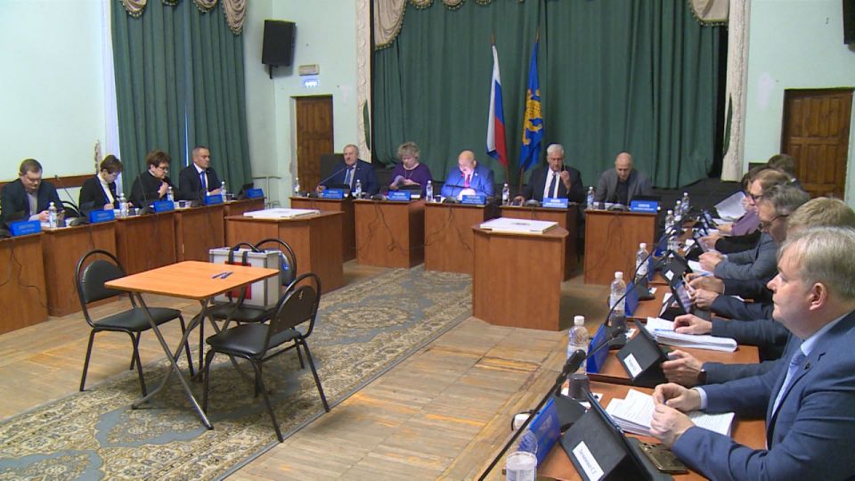 Депутаты Псковской городской Думы приняли проект бюджета Пскова на 2026 и плановый период 2027-2028 годов в первом чтении