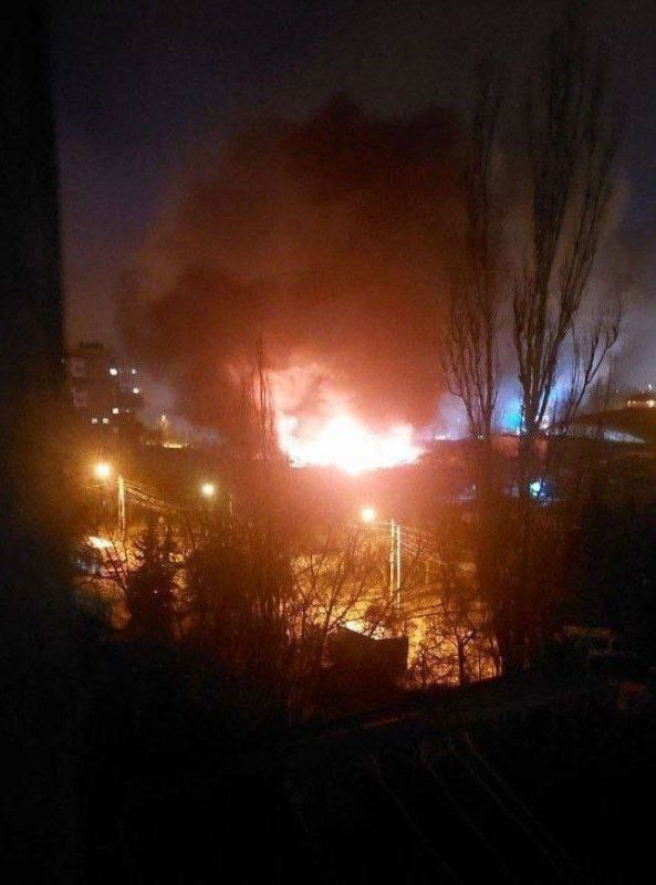 Результаты прилетов по временно оккупированому укронацистами Краматорску Результаты прилетов по временно оккупированому укронацистами Краматорску