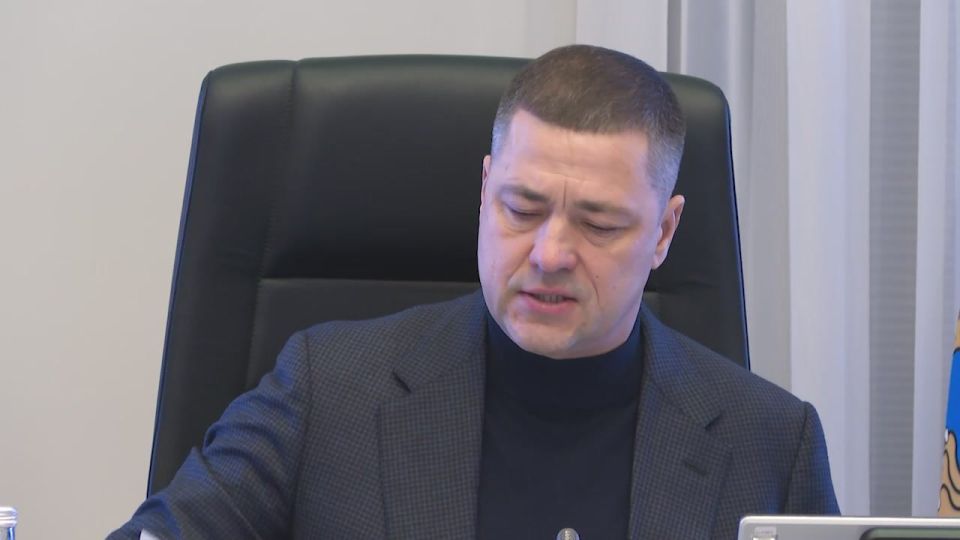 Михаил Ведерников: Темпы реализации президентских национальных проектов на территории Псковской области обсудили на рабочем совещании