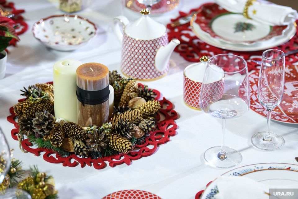 «Дайте людям нормально встретить Новый год»: лидер партии «Справедливая Россия» Сергей Миронов предложил с 1 декабря по 10 января заморозить цены на продукты питания и на напитки