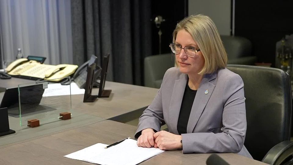 Михаил Ведерников: О развитии кадрового потенциала органов МСУ региона доложила на рабочей встрече начальник Управления муниципального развития Правительства региона Елена ТИМАШОВА