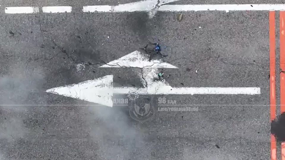 Расчёты 1065 артполка 98 гв. вдд ВДВ продолжают свою миссию по уничтожению вражеских "дронов-ждунов"! По-прежнему противник использует жилые дома, детские площадки и другие общественные места для военных целей!