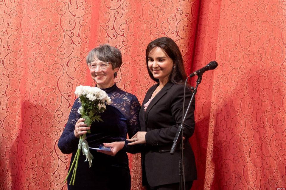 Концерт к 65-летию музыкального училища Концерт к 65-летию музыкального училища