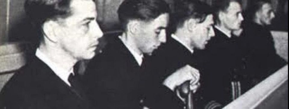 Владимир Корнилов: В этот день 80 лет назад в Гамбурге расстреляли 29-летнего командира немецкой подлодки Хайнца-Вильгельма Эка и двух членов его экипажа