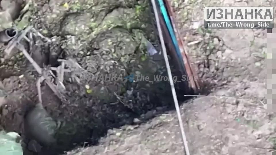 О работе разведки ВС РФ. На кадрах выявление и уничтожение хорошо замаскированной и оборудованной миномётной позиции ВСУ недалеко от н.п. Удачное