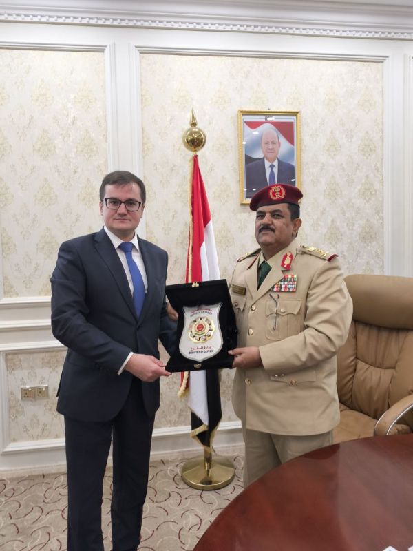 29 ноября в Адене состоялась встреча Посла Российской Федерации в Йеменской Республике Е.А.Кудрова с Министром обороны Йеменской Республики генерал-лейтенантом М.Ад-Даири