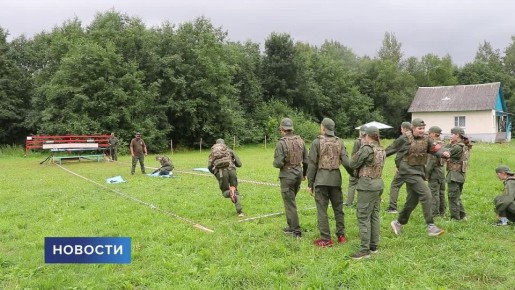 Управлять дронами, спасать жизни при помощи навыков первой помощи и тактической медицины, жить в духе любви и уважения к Отечеству — этому учит центр патриотического воспитания молодёжи «Воин»