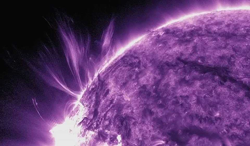 Одна из самых мощных вспышек на Солнце за 2025 год