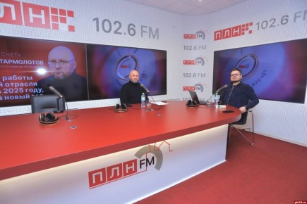 Станислав Стармолотов о ситуации с перекрытием дороги возле псковской деревни Хотицы