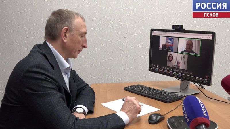 Отсутствие телефонной связи волнует жителей Пустошки, а в Новоржеве жалуются на качество дорог