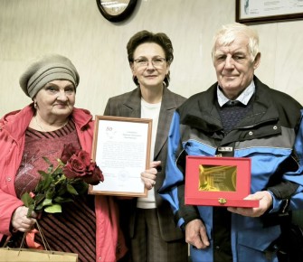 Вера Кондратьева: ЗОЛОТЫЕ МОЛОДОЖЁНЫ. Солнышкиных Анатолия Николаевича и Нину Ивановну поздравила с 50-летием со дня бракосочетания