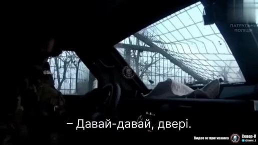"Поехали, поехали.......ааа всё, уже никуда не едем, выходим."