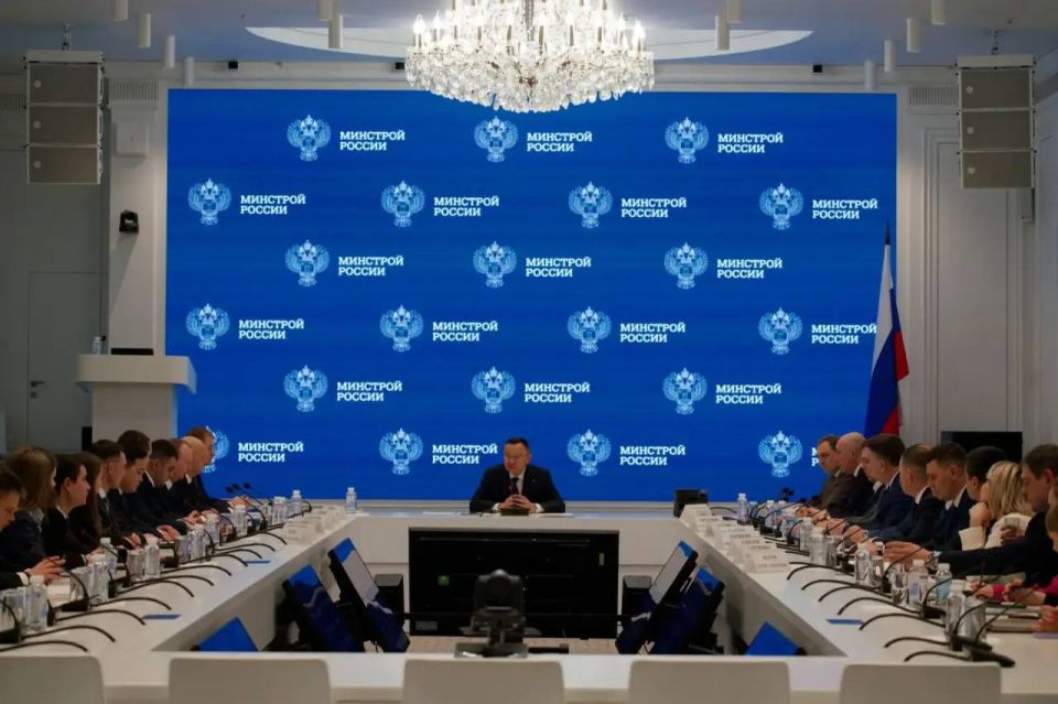 «Время героев» в Минстрое: стажировка для служивших Родине