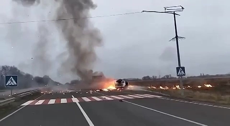 Юрий Подоляка: Видео уничтожение МОГ ВСУ (мобильной огневой группы) российским БПЛА "Гербера"