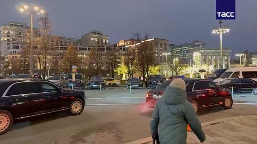 «Россия не та страна, которая чего-то боится!»: на встречу с американцами Дмитриев надел особую куртку