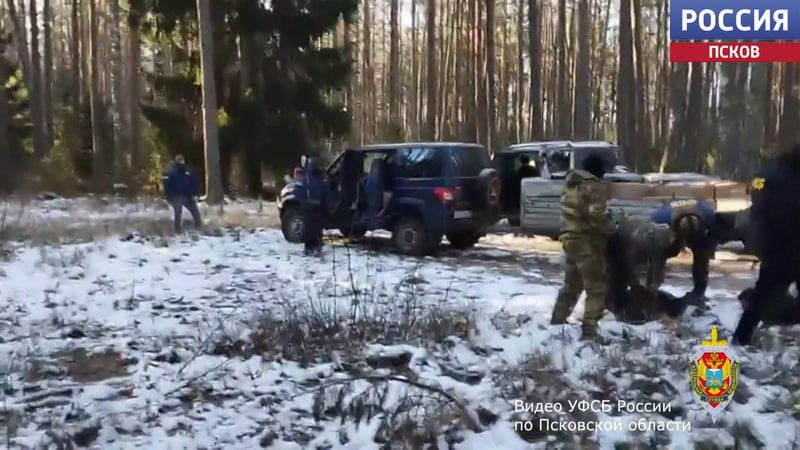 77 тысяч пачек сигарет изъяли из незаконного оборота псковские таможенники и сотрудники регионального УФСБ