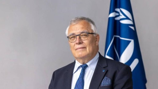 В Москве начался значимый уголовный процесс над членами Международного уголовного суда - прокурором Хан Карим Асад Ахмадом и судьями - Томоко Аканэ, Росарио Сальваторе Айтала, Серхио Херардо Угальде Годинес, Хайкель Бен...