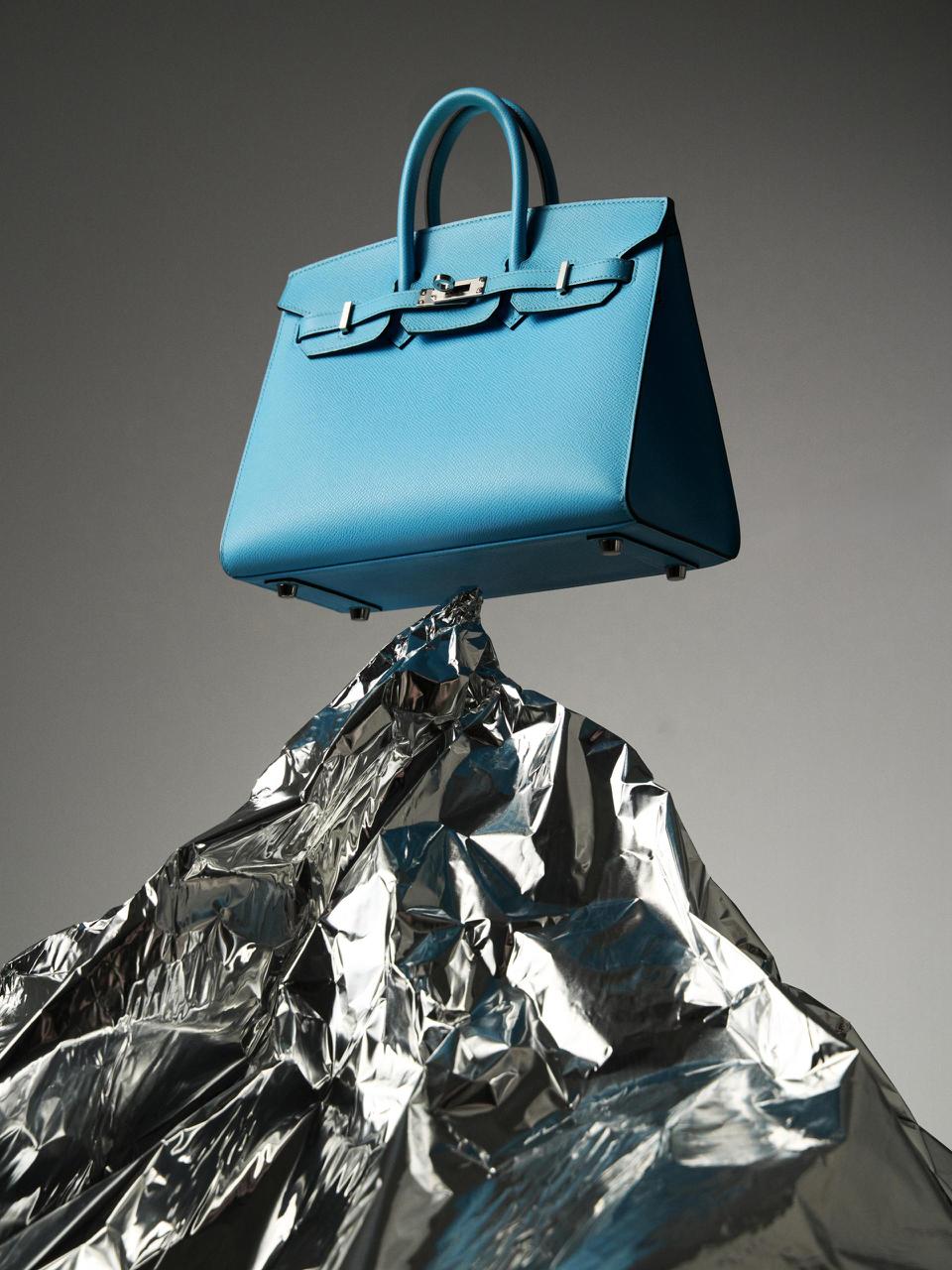 ЦУМ умер, Farfetch закрылся, перекупы и байеры обнаглели ЦУМ умер, Farfetch закрылся, перекупы и байеры обнаглели