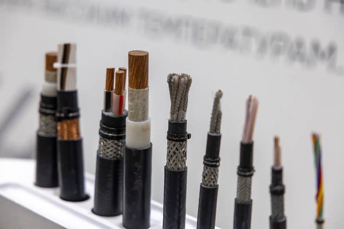 Михаил Ведерников: ХОРОШИЕ НОВОСТИ!!!. Ведущий производитель кабельной продукции Северо-Запада ООО «СКТ-Групп» выкупил бренд «Севкабель» и принял решение о переносе юридического лица в наш регион Михаил Ведерников: ХОРОШИЕ НОВОСТИ!!!. Ведущий производитель кабельной продукции Северо-Запада ООО «СКТ-Групп» выкупил бренд «Севкабель» и принял решение о переносе юридического лица в наш регион