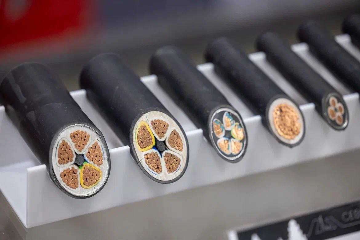 Михаил Ведерников: ХОРОШИЕ НОВОСТИ!!!. Ведущий производитель кабельной продукции Северо-Запада ООО «СКТ-Групп» выкупил бренд «Севкабель» и принял решение о переносе юридического лица в наш регион Михаил Ведерников: ХОРОШИЕ НОВОСТИ!!!. Ведущий производитель кабельной продукции Северо-Запада ООО «СКТ-Групп» выкупил бренд «Севкабель» и принял решение о переносе юридического лица в наш регион