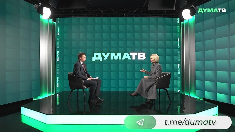 Депутаты Госдумы совместно с Правительством РФ прорабатывают возможность отсрочки от службы в армии либо альтернативной службы для выпускников учреждений среднего профессионального образования, сообщила в беседе с Дума ТВ...