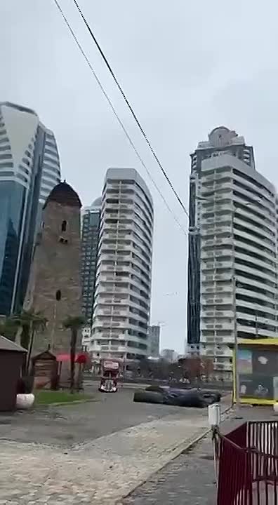 Кадыров пообещал отправить «подарок» в ответ на удар БПЛА по высотному зданию в Грозном