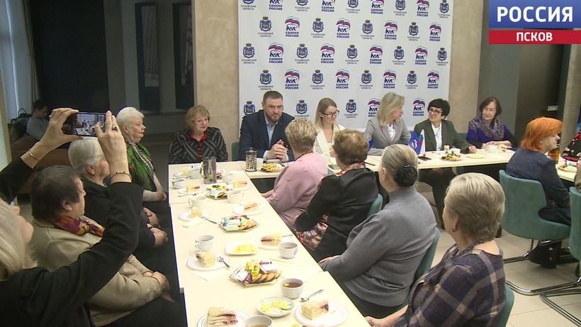 С днем добровольца поздравила сегодня волонтеров серебряного возраста сенатор Наталья Мельникова С днем добровольца поздравила сегодня волонтеров серебряного возраста сенатор Наталья Мельникова