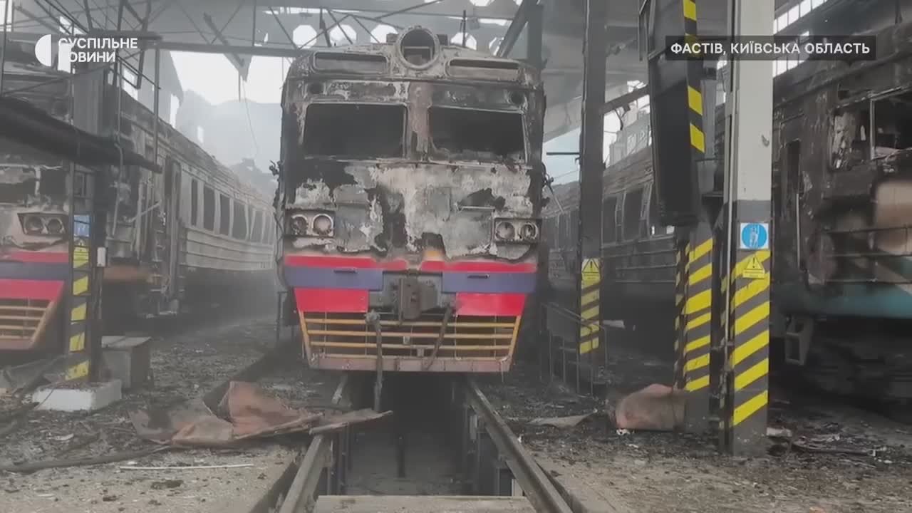 Вместе с вокзалом в Фаставе было уничтожено локомотивное ДЭПО, со всем содержимым