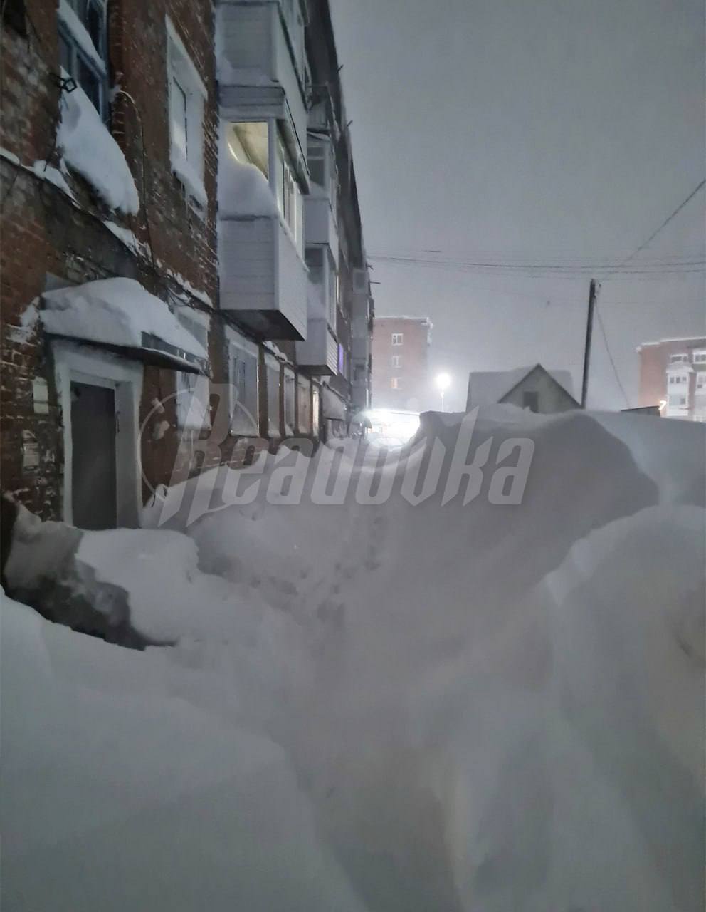 Шерегеш парализовал снегопад, но русским лыжникам это не помеха Шерегеш парализовал снегопад, но русским лыжникам это не помеха