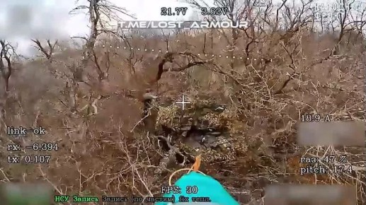 Оптоволоконщики ГВ "Центр" уничтожили танк Т-64БВ ВСУ на Константиновском направлении