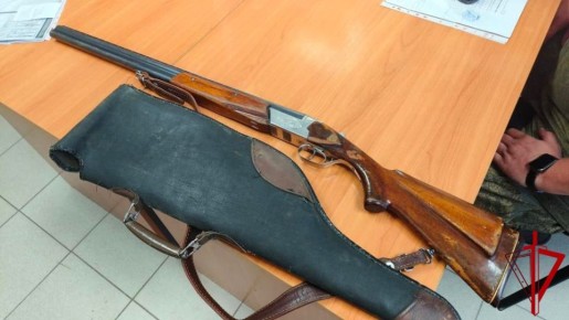 Более 200 единиц охотничьего оружия и боеприпасы переданы в зону СВО сотрудниками Росгвардии