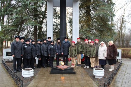 Вера Кондратьева: 9 ДЕКАБРЯ - ДЕНЬ ГЕРОЕВ ОТЕЧЕСТВА