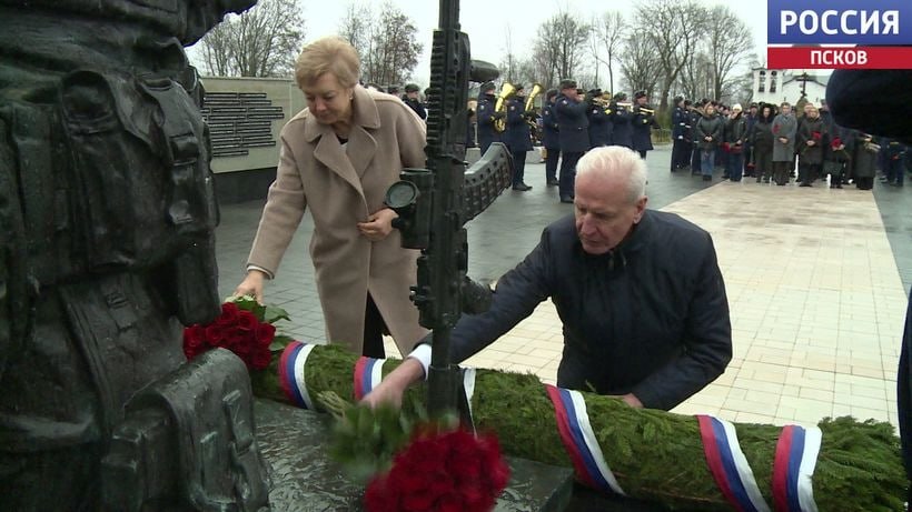 В День Героев Отечества в Выбутах почтили память участников спецоперации В День Героев Отечества в Выбутах почтили память участников спецоперации