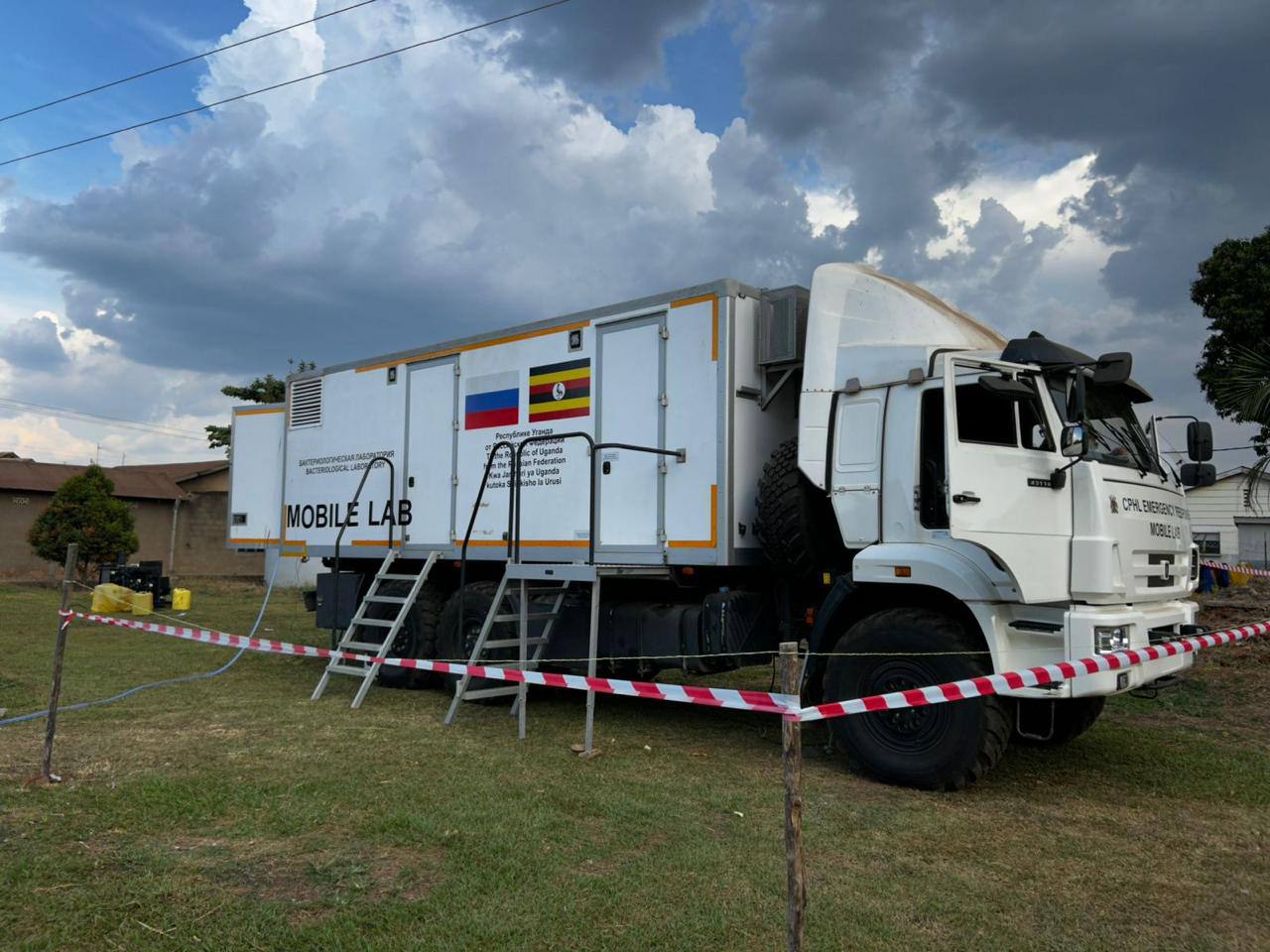 В Республике Уганда прошла первая совместная научная экспедиция по изучению возбудителей инфекционных болезней, их носителей и переносчиков на территории страны
