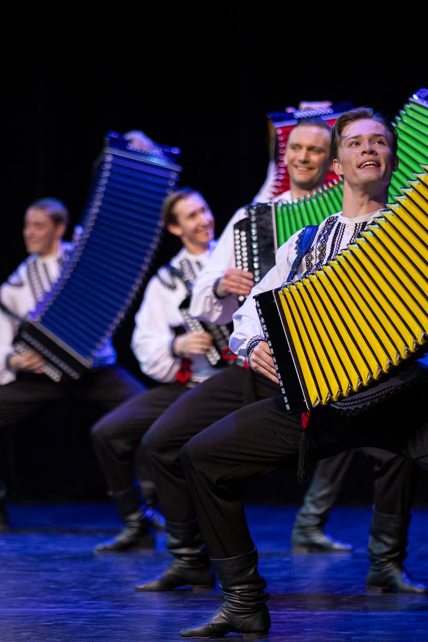 Русское хореографическое чудо — ансамбль «Березка» — отмечает 70-летие первых гастролей в Китае Русское хореографическое чудо — ансамбль «Березка» — отмечает 70-летие первых гастролей в Китае