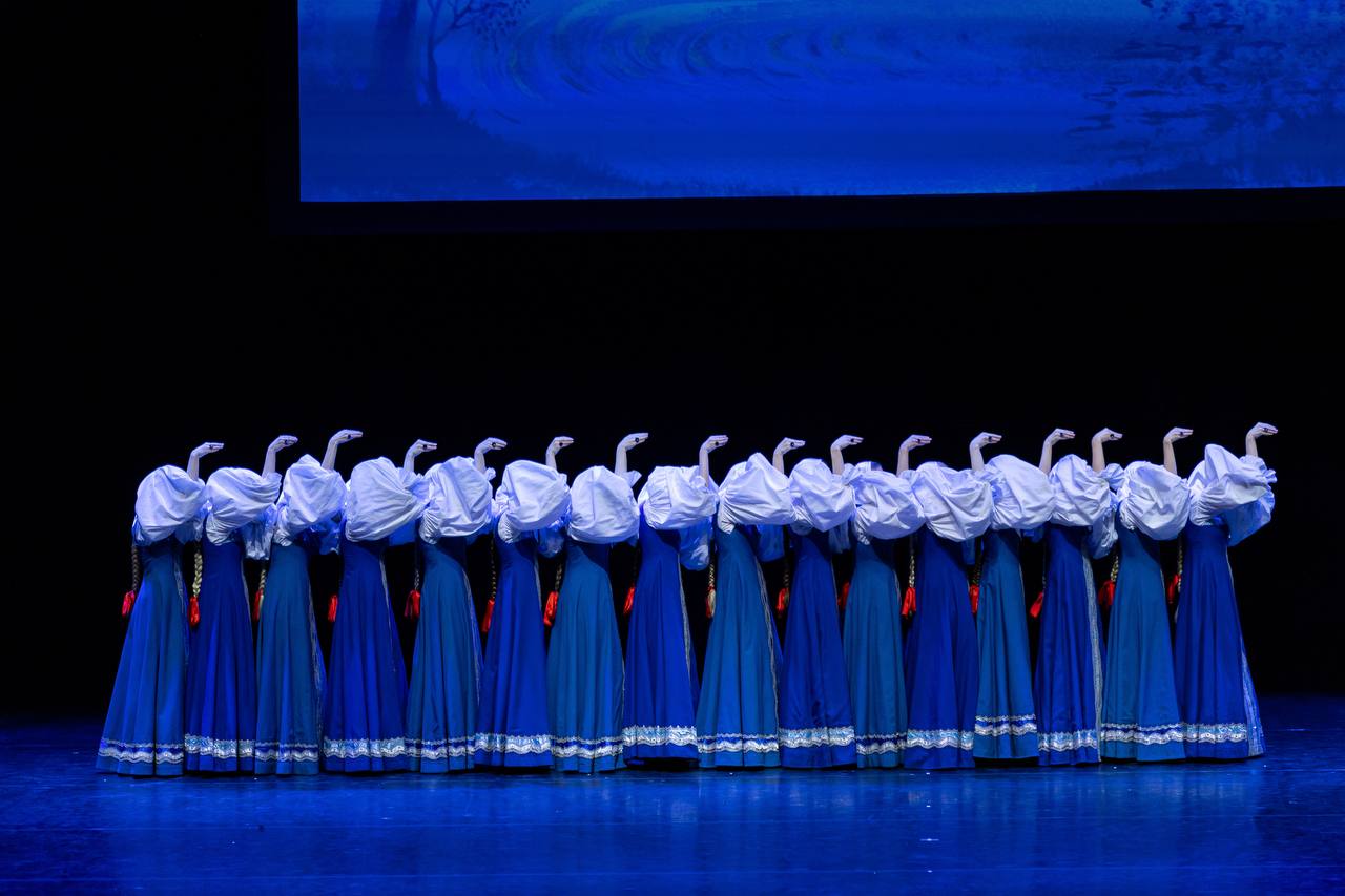 Русское хореографическое чудо — ансамбль «Березка» — отмечает 70-летие первых гастролей в Китае Русское хореографическое чудо — ансамбль «Березка» — отмечает 70-летие первых гастролей в Китае