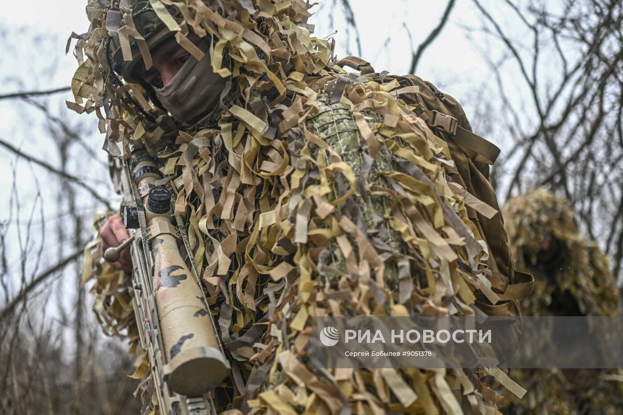 Боевая подготовка снайперской пары 25-й общевойсковой армии группировки войск «Запад» Боевая подготовка снайперской пары 25-й общевойсковой армии группировки войск «Запад»