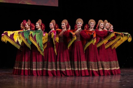 Русское хореографическое чудо — ансамбль «Березка» — отмечает 70-летие первых гастролей в Китае