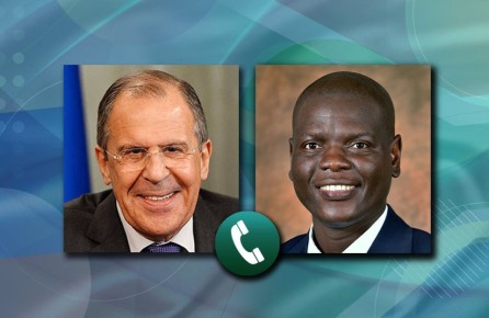 12 декабря по инициативе южноафриканской стороны состоялся телефонный разговор Министра иностранных дел России С.В.Лаврова с Министром международных отношений и сотрудничества Южно-Африканской Республики Р.Ламолой